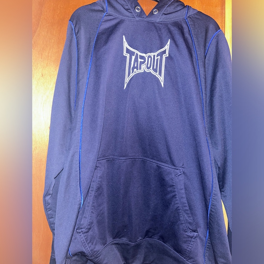Men’s Tapout Hoodie